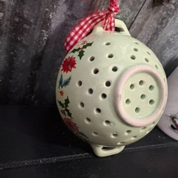 Christmas Kitchen Ornaments Spatulas Mini Colander Mug Hot Cocoa Tree Truck - Picture 13 of 15